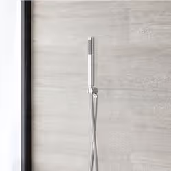 Ce kit douchette moderne constitue le choix idéal pour apporter la touche finale pratique et esthétique à votre espace douche ...
