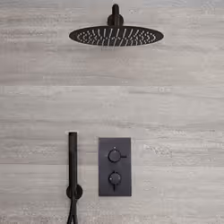 Créez un espace de douche discret et élégant grâce à ce kit de douche thermostatique encastrable Nox. Ce kit est composé d’un ...