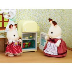 Sylvanian Families La maman Lapin Chocolat et réfrigérateur