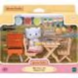 Sylvanian Families La fille éléphant et son set de pique-nique, 3 an(s), Multicolore, Polyvinyl chloride (PVC)