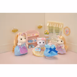 Sylvanian Families La fille chat persan et sa panoplie de princesse - Vue supplémentaire 10