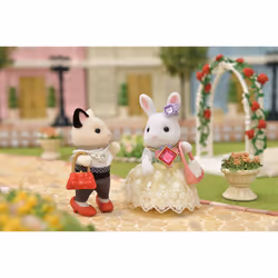 Sylvanian Families La valisette de mode et grande sœur lapin neige - Vue supplémentaire 7