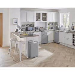 Swan Retro 45 L Carré Fer Gris
