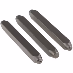 Hauteur de caractère = 3mm Nombre de pièces = 9 Contenu du kit = 0 ? 9 Longueur de poinçon = 61mm Largeur de poinçon = 6mm Po ...
