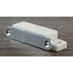 Rs Pro - Loquet aimanté en Plastique, acier ( Prix pour Paquet de 4 )