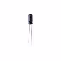 Capacité = 10µF Tension = 16V c.c. Type de montage = Traversant Technologie = Electrolytique Dimensions = 5 (Dia.) x 11mm Hau ...