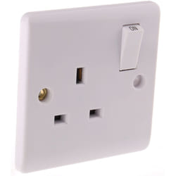 Rs Pro - Prise électrique Montage encastré, Type g - Britannique avec interrupteur, , IP20 ( Prix pour 1 )