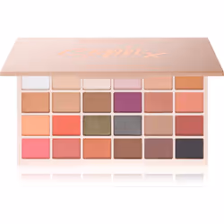 La palette de fards à paupières Makeup Revolution Soph X a été créée en coopération avec la célèbre youtubeuse Sophie « SophD ...