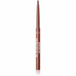 Faites ressortir vos lèvres ! Le crayon à lèvres texture crémeuse effet mat Makeup Revolution IRL Filter offre une couleur in ...