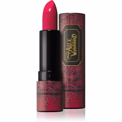De belles lèvres mises en valeur ne se démodent jamais. Le rouge à lèvres Makeup Revolution X Alice in Wonderland couvrira vo ...