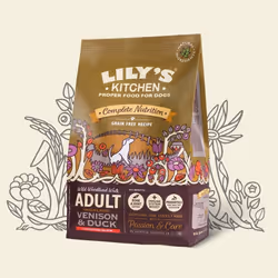 Lily's Kitchen HE589209 Alimentation sèche pour chiens 2,5 kg Pomme, Mûre, Carotte, Airelle, Canard, Pomme de terre, Saumon, Gibier