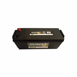Batterie de démarrage de tracteur / tractopelle, livrée prête à l'emploi. Tension : 12V Capacité : 140Ah Intensité de démarra ...