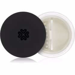 Saupoudrez votre peau d'une texture parfaitement soyeuse et douce et couvrez les imperfections de la peau.