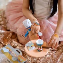 Lottie Dolls Cake Bake Outfit Ensemble d'habits de poupée