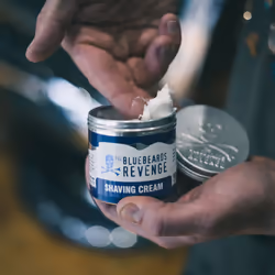 The Bluebeards Revenge BBRSC150 produit de rasage Crème à raser Hommes 150 ml Madagascan vanilla, Bois de santal, Patchouli