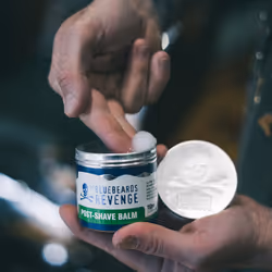 The Bluebeards Revenge BBRPOST150 produit après rasage Baume après rasage 150 ml Bois de santal, Patchouli, Vanille