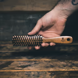 The Bluebeards Revenge BBRVBRDBRUSH peigne et brosse pour barbe