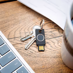 Yubico YubiKey Bio FIDO Edition