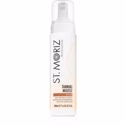 La crème auto-bronzante St. Moriz Self Tanning vous permet d’obtenir un beau bronzage en quelques instants seulement. La peau ...