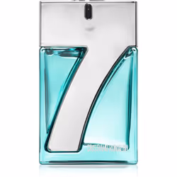 On dit qu'il y a de la beauté dans la simplicité. L'Eau de Toilette pour homme Cristiano Ronaldo CR7 Origins en est un exempl ...