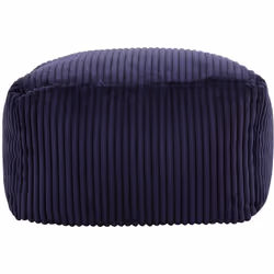 AFFIRMEZ VOTRE STYLE Le pouf devient rapidement l’accessoire le plus utile de votre salon. Le repose-pieds est rempli de bill ...