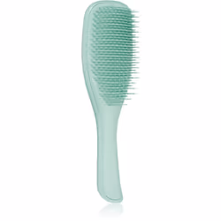 Outre le shampoing, l’après-shampoing et d’autres produits de soin sont essentiels pour garder de beaux cheveux. Une bonne ro ...