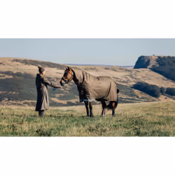 Couverture d'extérieur pour cheval imperméable avec couvre-cou LeMieux Arika Ripstop 50g
