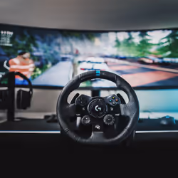 Logitech G G923 Noir USB 2.0 Volant + pédales Analogique/Numérique PC, Xbox One, Xbox Series S, Xbox Series X - Vue supplémentaire 8