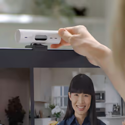 Logitech Brio 500 webcam 4 MP 1920 x 1080 pixels USB-C Blanc - Vue supplémentaire 5