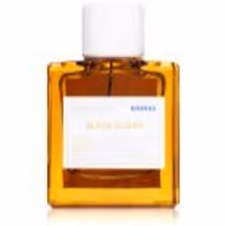 Ce qui fait la magie de ce parfum, c’est qu’il est adapté aussi bien aux hommes qu’aux femmes. Chacun y trouve son bonheur, e ...