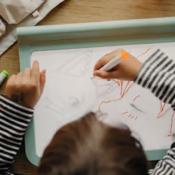 KIDYWOLF KIDYDRAW PRO Tablette Lumineuse Enfant Biface Vert - Vue supplémentaire 9