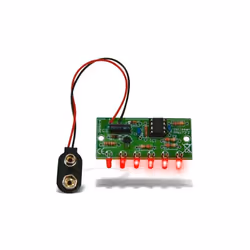 1 LED balayant d'un côté vers l'autre. Comme tape-à-l'œil dans des boutiques, sur des foires etc. Vu dans les séries télé cla ...