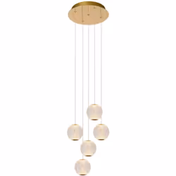 Les 5 sphères de la lampe suspendue Cintra ajoutent un cachet ludique à votre intérieur. Ce luminaire extraordinaire prouve q ...