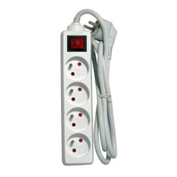 Chacon Bloc 4 x 16A avec cordon 1.5 m et inter., blanc, E