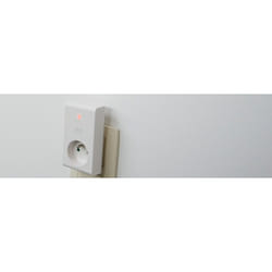 DiO Prise variateur universel (200W)