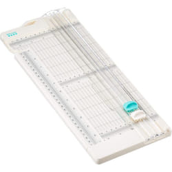 Massicot grand format - Règle rétractable - 31 x 39 cm Massicot pour scrapbooking Artemio: Longueur : 31 cmLargeur: 39 cm grâce à