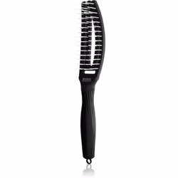 Démêlez vos cheveux en toute douceur tout en préservant leur beauté et leur santé. La brosse unique Olivia Garden Fingerbrush ...