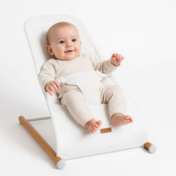 Childhome - Chaise à bascule pour bébé, balançoire pour bébé, filet en maille blanc, max. 9 kg, acier hêtre, LxLxH 46x74x56 cm