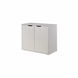 Aussi belle que fonctionnelle, cette commode à deux portes PINO fera à coup sûr votre bonheur. Spécialement conçue pour la ch ...