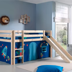 Très pratique pour optimiser la place au sol dans la chambre de votre enfant, ce lit surélevé avec toboggan PINO vous garanti ...