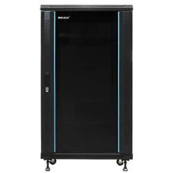 Baie 19' Phasak Pro 32U 600x800 démontée - pho 6832 Porte de verre trempé, ventilation, multiprise 8 prises, plateaux et roulettes.