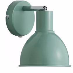 Pop est un éclairage design élégant et épuré dans une finition douce et mate. Le détail en laiton sur le dessus ajoute une to ...