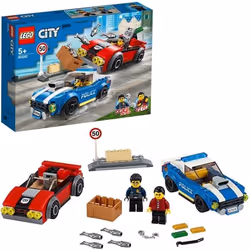 LEGO® City 60242 La course-poursuite sur lautoroute Jouets Voiture de Police Cadeau Anniversaire pour Enfants de 5 ans et +