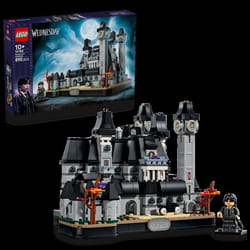 LEGO Mercredi 76788 L'Académie Nevermore - Maquette dÉcole avec 3 Figurines - Jeu de Construction 10 ans - Maquette - Cadeau