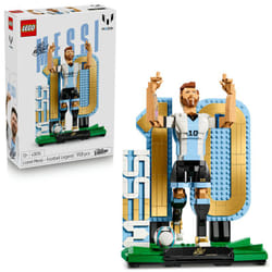 LEGO - Ensemble de Construction Lionel Messi, Légende du Football 43015. Un jouet de collection pour fans de sport.