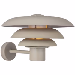 L'applique murale Kurnos présente un design classique et moderne parfait pour votre entrée, allée, terrasse ou tout autre esp ...
