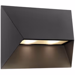 Pontio est une série de lampes d'extérieur du duo de designers danois Says Who au design architectural épuré. La forme géomét ...