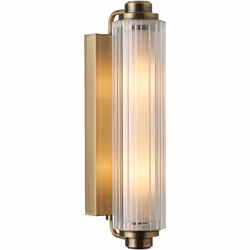 La série Nimal a un design Art déco rond et élégant avec un bel abat-jour en verre strié. Le diffuseur blanc opalin assure un ...
