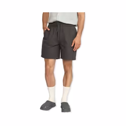 Short décontractée Revolution