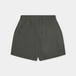 Short décontractée Revolution